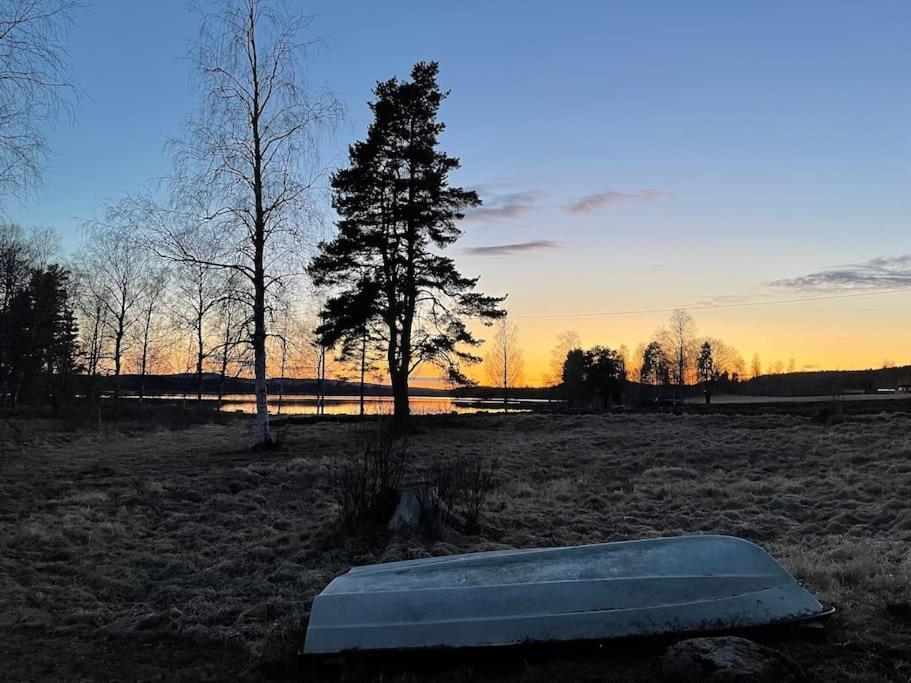 Lake Lodge Roennaes Лександ Екстериор снимка