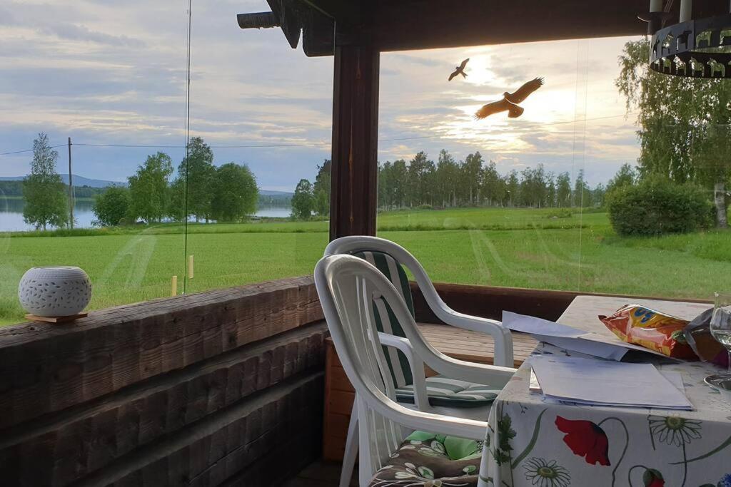 Lake Lodge Roennaes Лександ Екстериор снимка