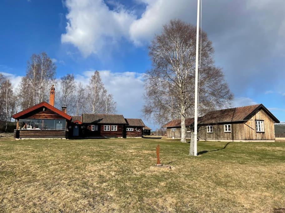 Lake Lodge Roennaes Лександ Екстериор снимка