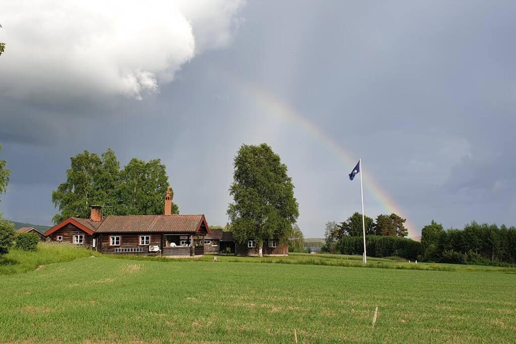Lake Lodge Roennaes Лександ Екстериор снимка