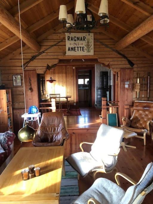Lake Lodge Roennaes Лександ Екстериор снимка