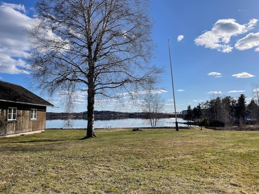 Lake Lodge Roennaes Лександ Екстериор снимка